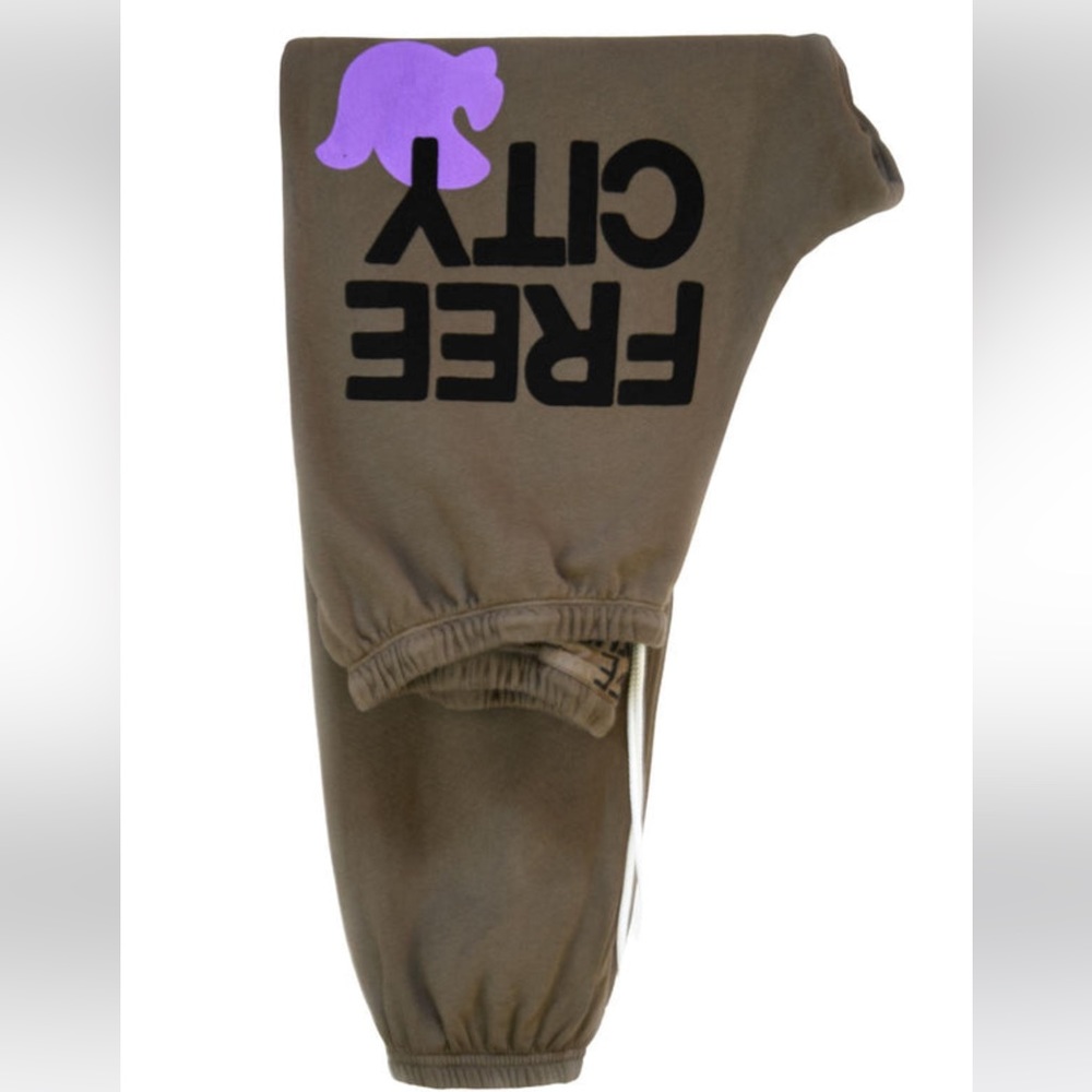 FREECITY SUPER VINTAGE SWEATPANTS SUNFADE  Bears Paw. L Excellent Condition